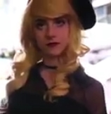 《小姐姐户外各种场所展示，让你心动不已！》