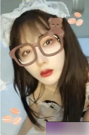 御姐愛琳的男友日常作品合集：尽情享释嫔人视频的诱惑！