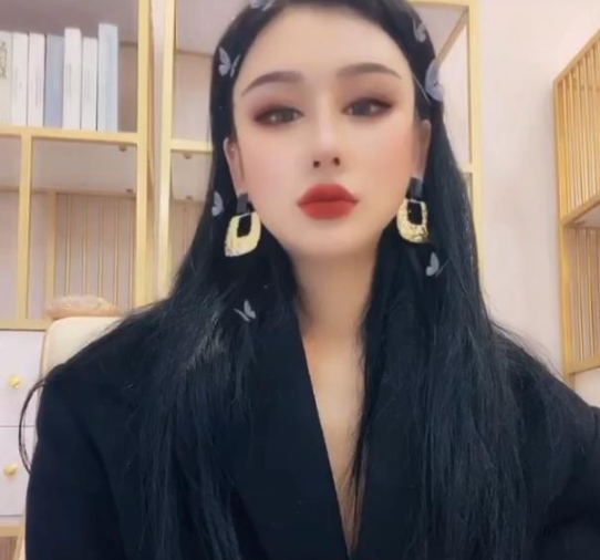 极限奇妙！狂欢抖音新篇，让你倒着喷憋得走着就尿出来！