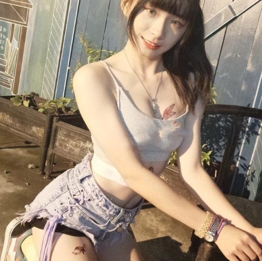 《抖音网红MiuMyoung出演，让你心动不已的五部cheng+ren+shi+pin》