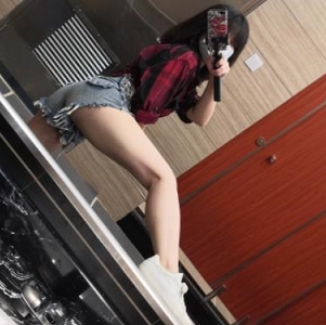 《僵尸玩偶合集：38V，600M的cheng+ren+shi+pin》