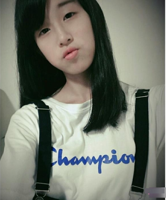 火辣台湾学妹特写大合集，50部绝对让你血脉喷张！