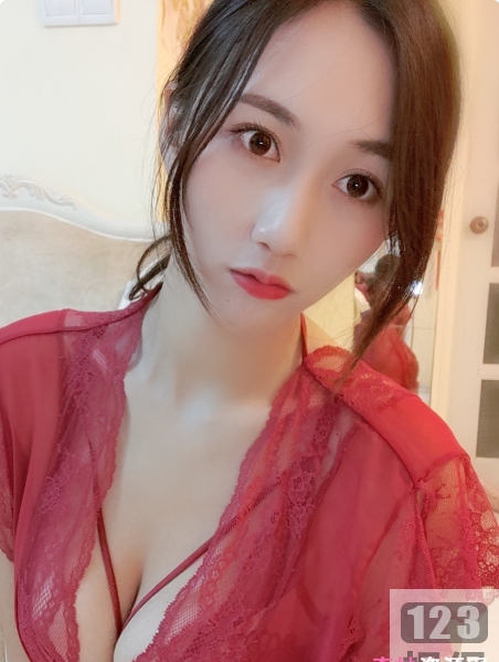 高颜值御姐小小玉酱合集！24套1.8Gcheng+ren+shi+pin让你尽情享受！