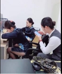 禁忌之恋：房地产经理与勾D女同事的独家秘闻！