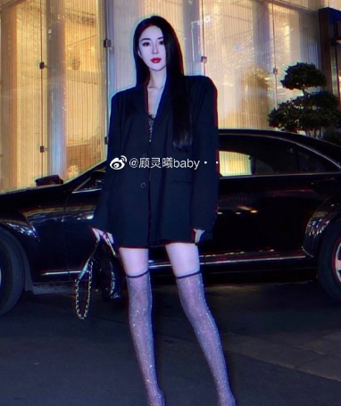 《网红顾灵曦的火爆作品，让你欲罢不能！》