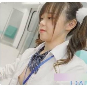 地铁上的噼里啪啦：麻瓜豆豆新人女星尤莉_Yuri火辣登场！