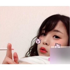 社会女神的私密自拍！性感图集曝光！