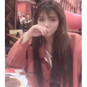 林逸楠的约会日记：与长腿女神的完美约会