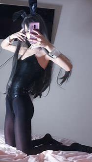 女神在OnlyFans,Twitter,Me1adinha和Cos上