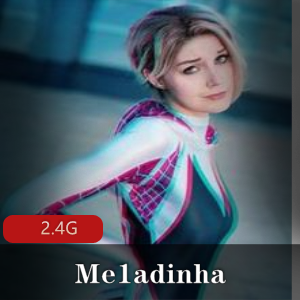 女神在OnlyFans,Twitter,Me1adinha和Cos上