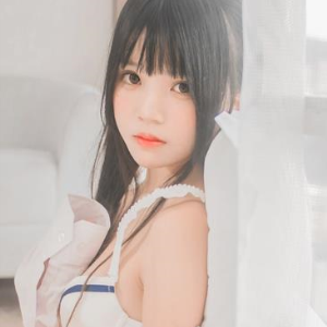 超美妹子Cosplay模特桜桃喵的原创写真集