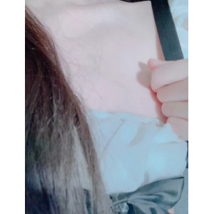 福利姬的口水play紫薇出水1V400M百度云资源