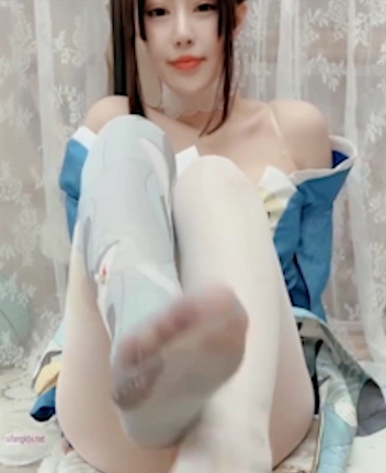 朱可儿精选大罩杯比基尼，网红火舞COS，56p，1v，694m