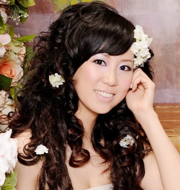 银行职员安妮的开放教程：1V25P411M（百度盘）