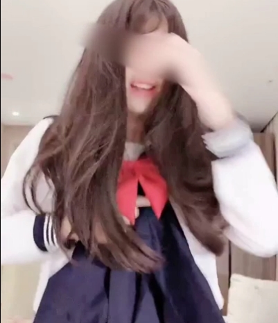 優咪女神私拍展示，清純顏值令人驚艷，15V高清私拍照片，擁有956MB大容量，百度搜索優咪女神