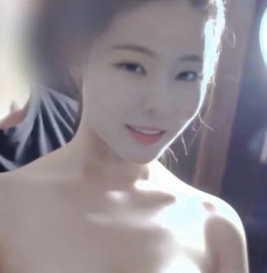 肤白貌美大罩杯妹与汤三哥大战的1V503M视频在百度云上发布