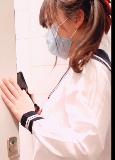 推特上的工口糯米姬在超市里跟踪厕所打粑粑的1V1G