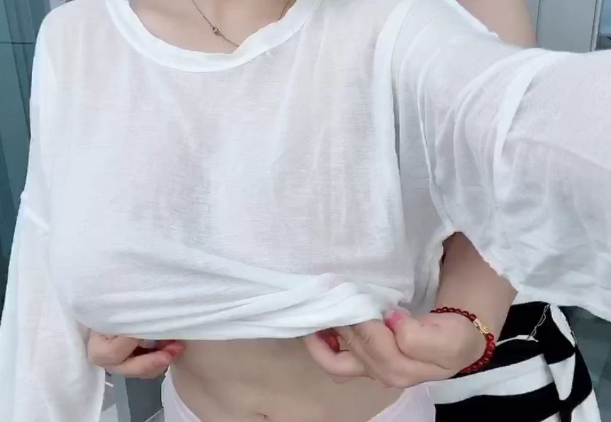 推特网红奶油妹妹私拍合集