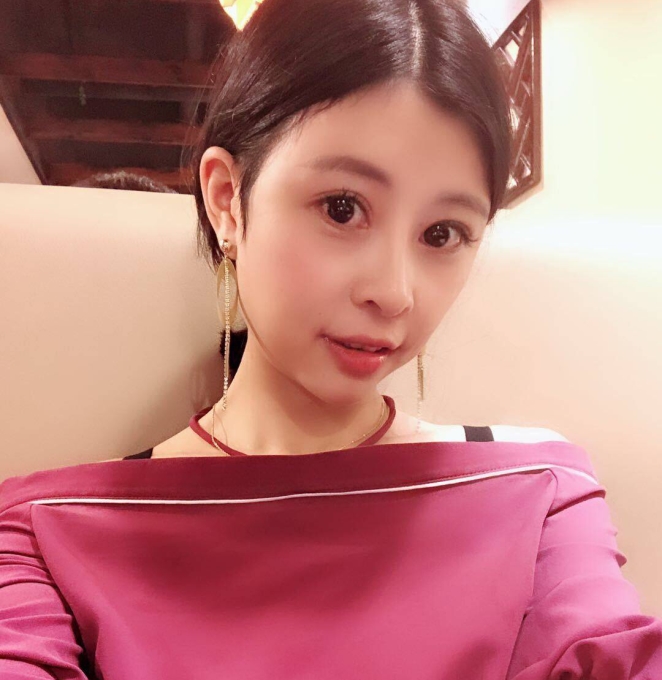 商品自行打包精心打包玩弄白嫩大罩杯合集