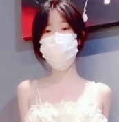 霉可可长裙搭配网袜