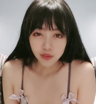 深处大罩杯乖乖女头擦嘴1V+5P558MB百度盘