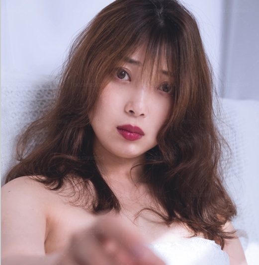 高端摄影私拍名模网红，尺度大胆露脸的高品质摄影作品