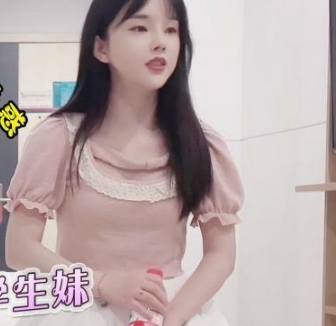 横扫全国的边缘圈探花老王和柒哥的约会，清纯学生妹