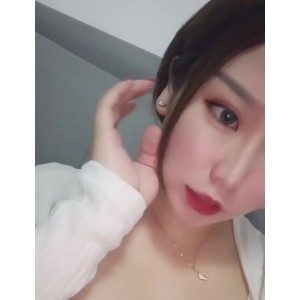 转载搬运：商品可能是一本书籍或者是一个视频资源，可以根据具体内容进行进一步描述。面色潮红：可能是一款化妆品或者是一种健康产品，可以描述为“提亮肤色的面部护理产品”。大罩杯：可能是一款内衣或者泳衣，可以描述为“罩杯尺寸较大的女性内衣”。胖臀：可能是一款塑身产品或者是一种健身器材，可以描述为“帮助塑造臀部曲线的健身产品”。花样：可能是一款手工艺品或者是一种装饰品，可以描述为“多种花样可选的装饰品”。无