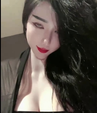 重磅大罩杯合集-顾灵曦的闪现道具1对1打粑粑-12V329M