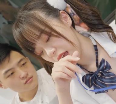 地铁乘务员面临的压力：如何应对乘客的各种需求与挑战