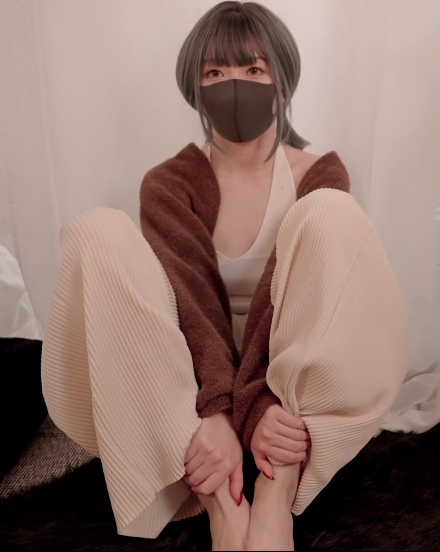 顶级女神玩偶姐姐HongKongDoll年终新作情侣游戏