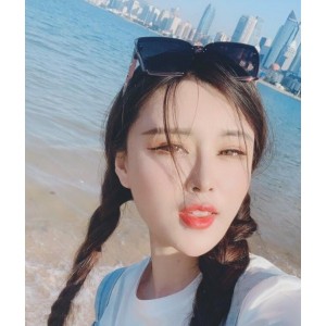 抖音网红萌宠展示：可爱的小动物在抖音上大放异彩