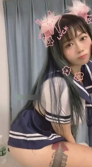 自行打包的互动团建活动:月下展示小小狗,一步到胃的主人扩肛