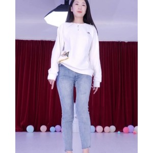 活力美少妇阿珞的完美身材，有氧健身C3V578M百度盘