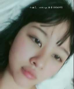 大三学生妹与男友同居的生活经历