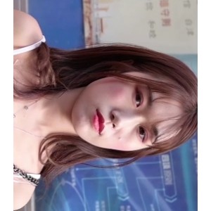 白色连衣裙视频高跟少女