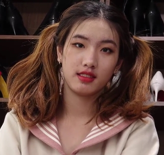 转载搬运:转载搬运双马尾超短裙棉袜裸足1V1.2G百度云资源百度盘