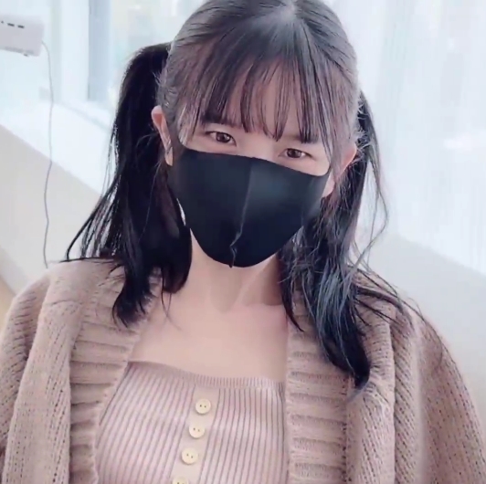 甜美双马尾女友情人款粉色JK装