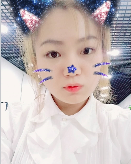 天津小狗泄密事件：张佳慧涉嫌泄露14V反差婊28四人游视频，被曝存在百度盘中