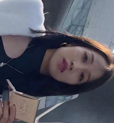 紧身短裤，翘臀，长腿，美女视频，百度云