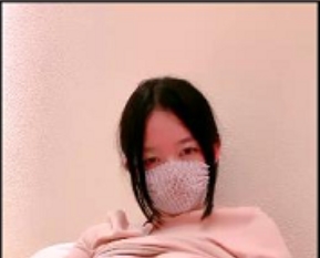 美胸馒头：一线天嫩B的1V和1.5G