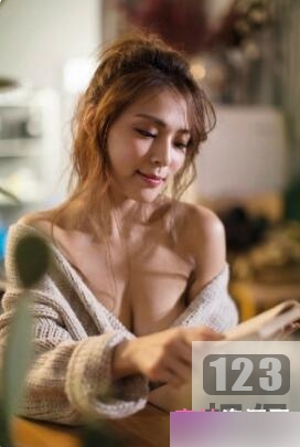 定制G奶熊熊玩偶，售价8万元