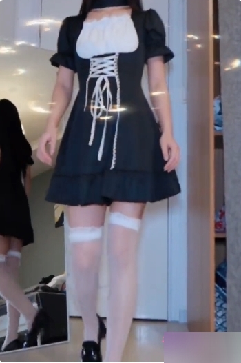 董香热舞合集-抖音风BGM-青春无敌-网红-小乖乖女-姿势-撒尿-32V+72.8M百