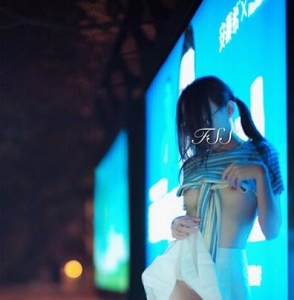 本土妹子FSS冯珊珊高颜值稀缺散播合集