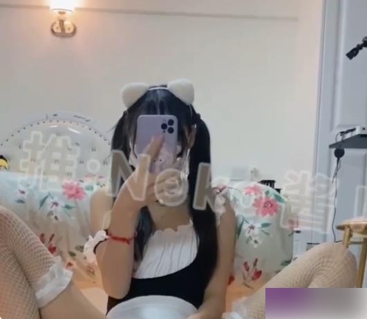 推特neko酱蓝色女仆居家作品