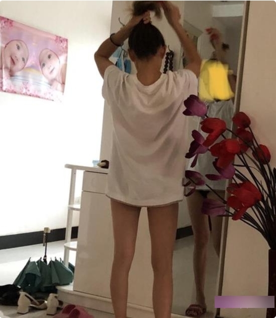 超火的挑战伦理的真实记录:妈妈乱L,1个月多的全程记录,最终内社成功的绝版完整合集,20V-1.3G