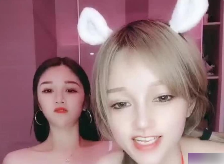 姐妹花的西域少数民族直播作品