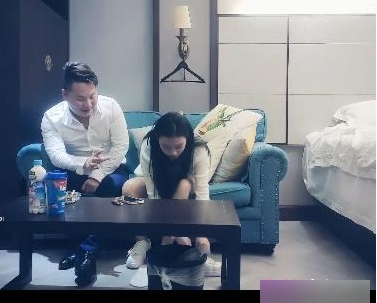 经典作的纹身妹小姐姐