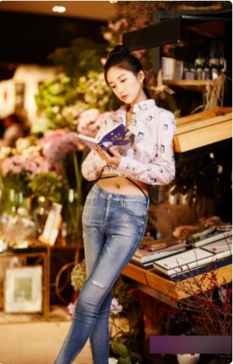 奇妙独家：网络P站高颜值女孩优优的珍贵合集