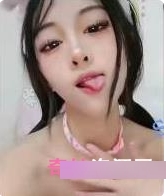 妹子的巨R舞蹈表演，诱惑舞姿和多种道具使用